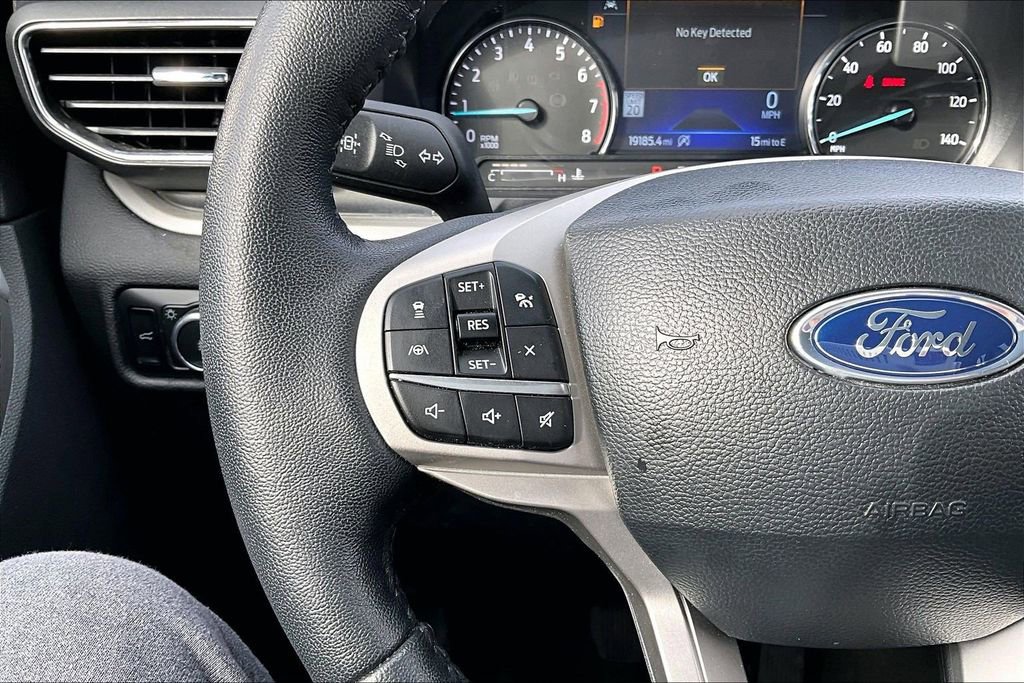 Certified 2023 Ford Explorer XLT w/ Equipment Group 202A image 17