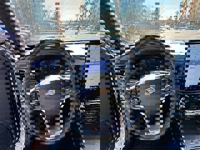 Certified 2022 Ford Explorer Platinum w/ Technology Package image 11