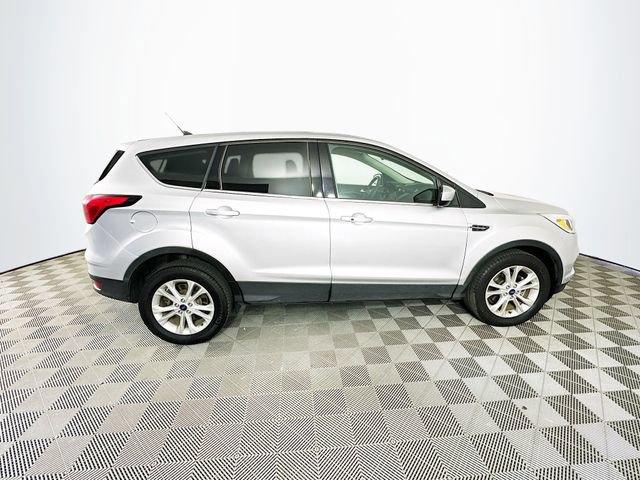 Certified 2019 Ford Escape SE FWD image 13