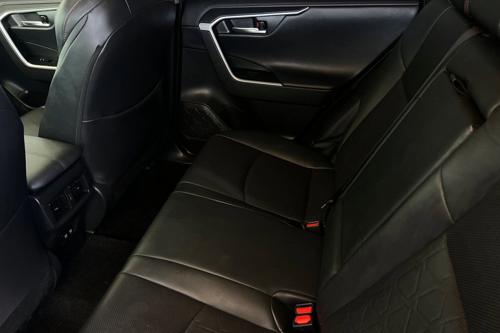 Used 2021 Toyota RAV4 TRD Off-Road w/ TRD Off-Road Weather Package AWD/4WD image 12