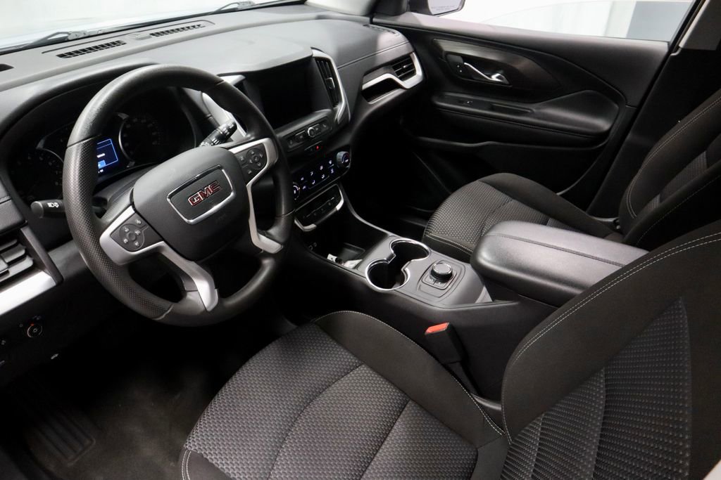 Used 2024 GMC Terrain SLE FWD image 22