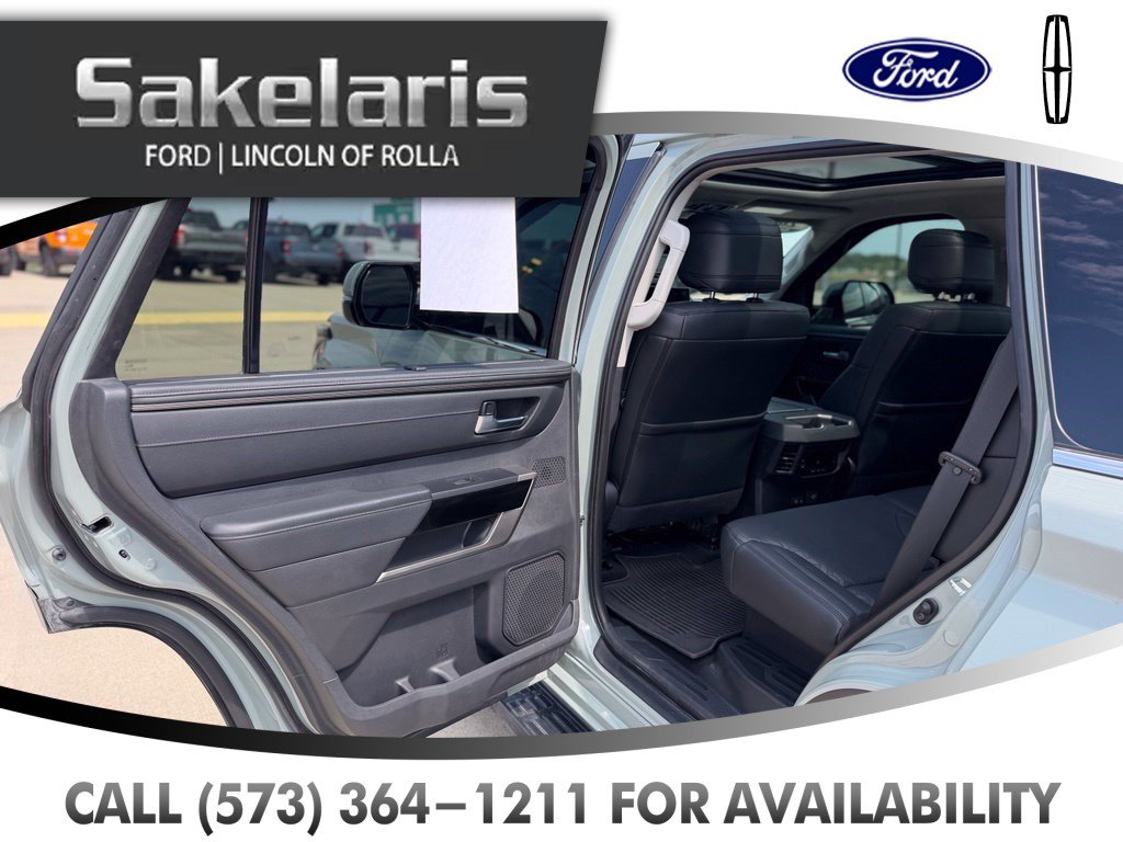 Used 2024 Toyota Sequoia Limited w/ Tow Technology Package AWD/4WD image 35