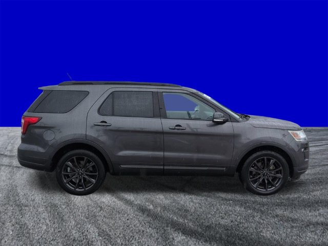 Certified 2019 Ford Explorer XLT w/ Equipment Group 202A FWD image 3