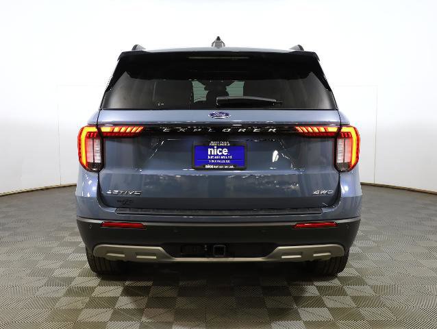Certified 2025 Ford Explorer Active w/ Active Comfort Package image 3