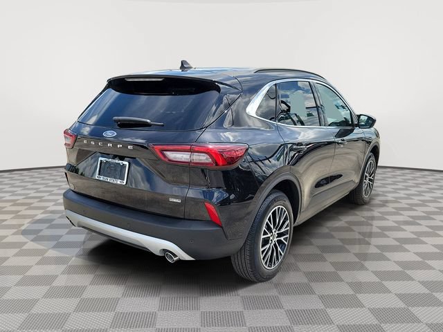 Certified 2025 Ford Escape SE FWD image 5