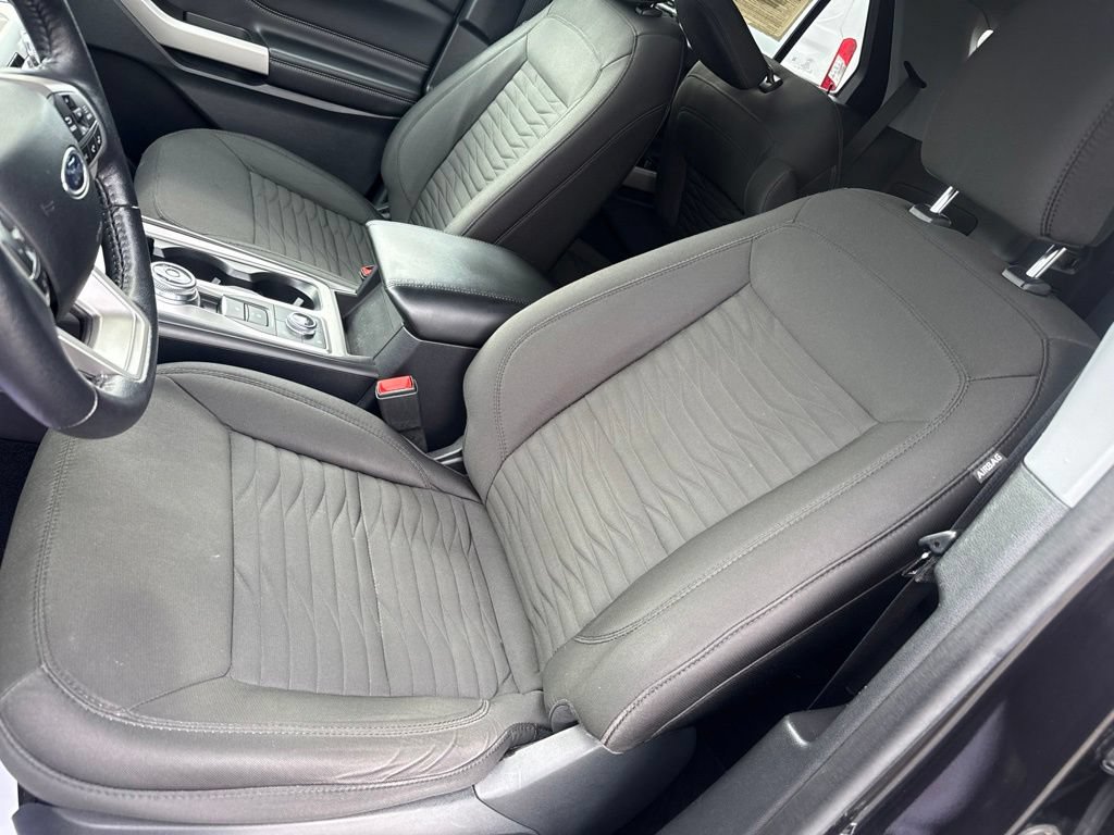 Certified 2021 Ford Explorer XLT AWD/4WD image 9