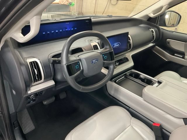 Certified 2025 Ford Expedition Max Active AWD/4WD image 6