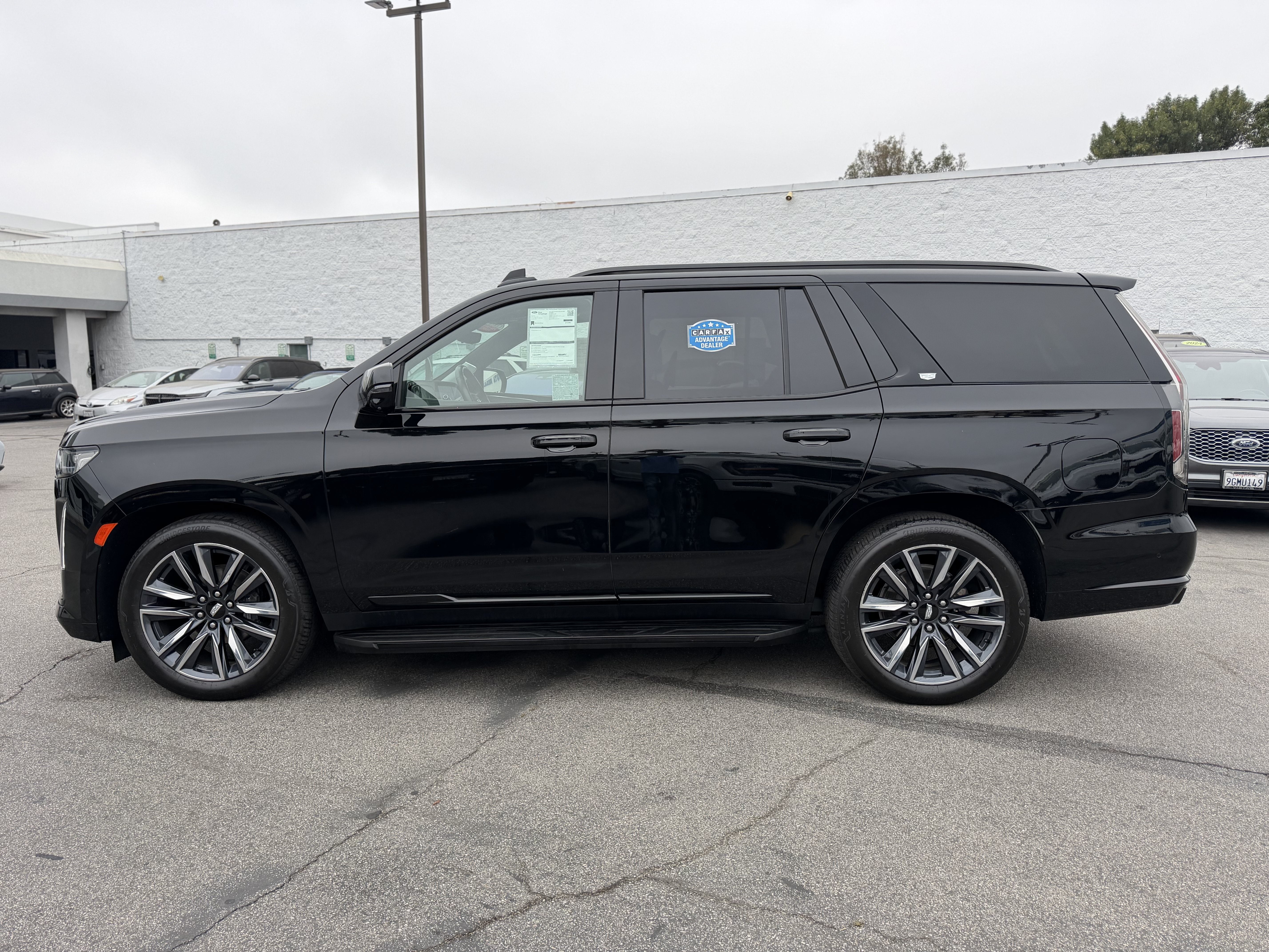 Used 2023 Cadillac Escalade Sport Platinum AWD/4WD image 4
