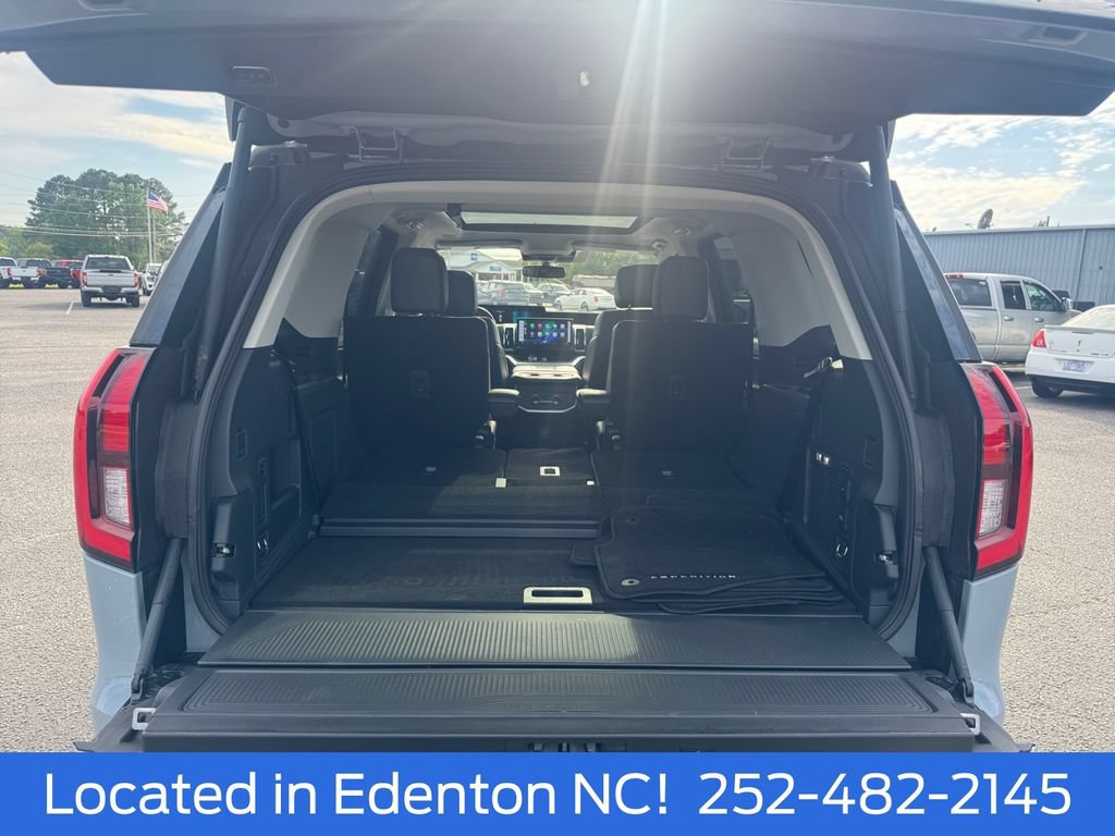Certified 2025 Ford Expedition Platinum w/ Driver's Package AWD/4WD image 20
