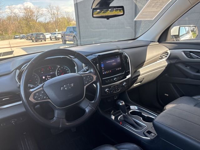 Used 2020 Chevrolet Traverse RS image 34