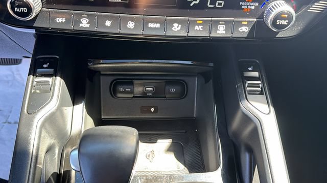 Used 2022 Kia Telluride S AWD/4WD image 28