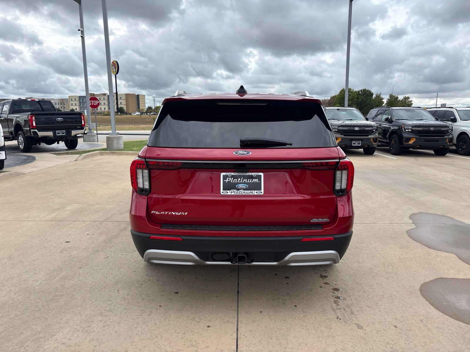 Certified 2025 Ford Explorer Platinum RWD image 4