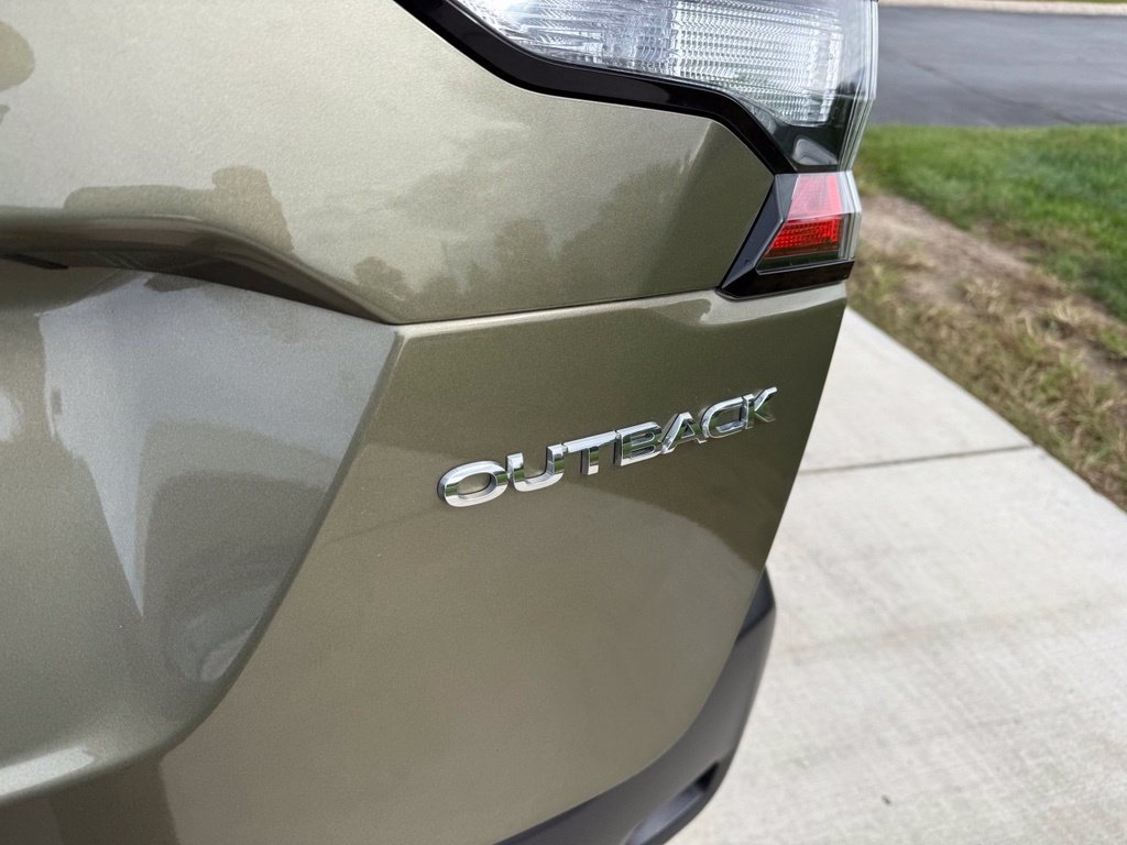 Used 2025 Subaru Outback Premium w/ Popular Package #1A AWD/4WD image 16