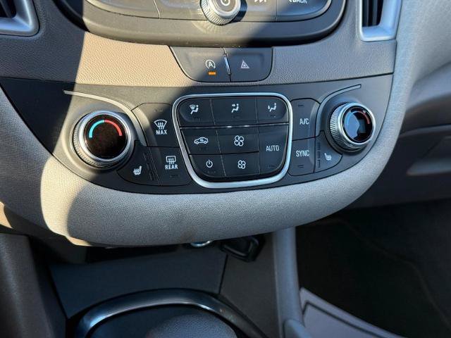 Used 2025 Chevrolet Malibu LT FWD image 18