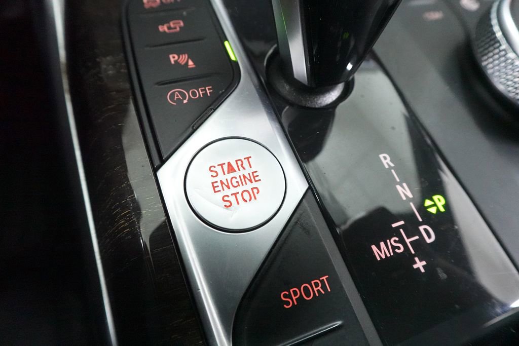 Used 2020 BMW 330i xDrive 330i xDrive w/ Premium Package image 21