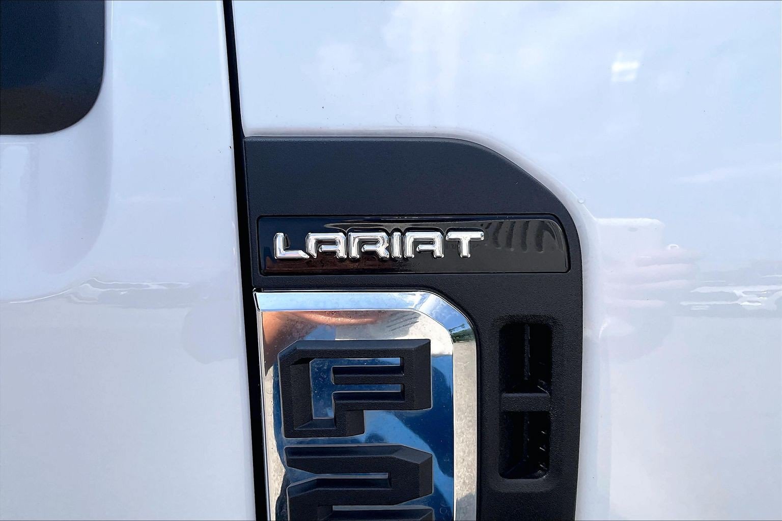 Certified 2025 Ford F250 Lariat w/ Chrome Package AWD/4WD image 8