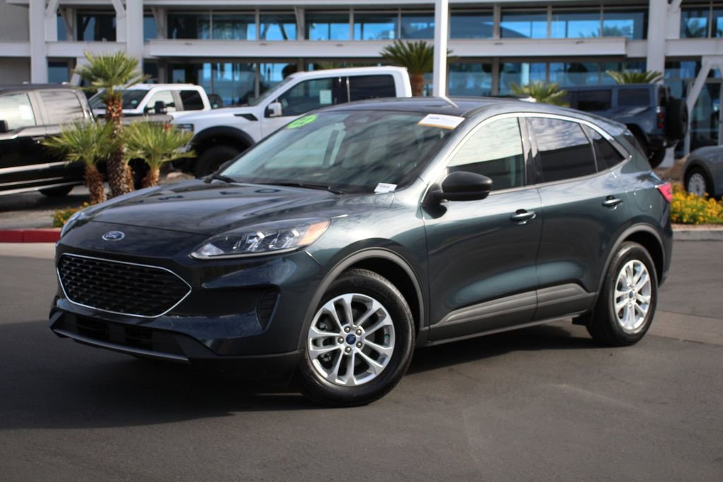 Certified 2022 Ford Escape SE w/ Convenience Package