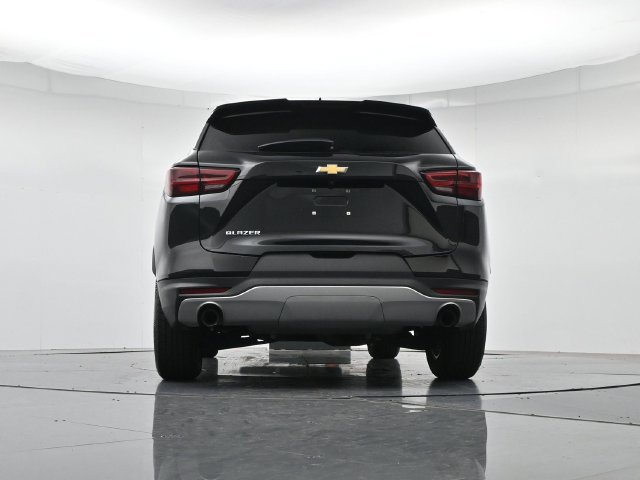 Used 2023 Chevrolet Blazer LT w/ Driver Confidence Package FWD image 40