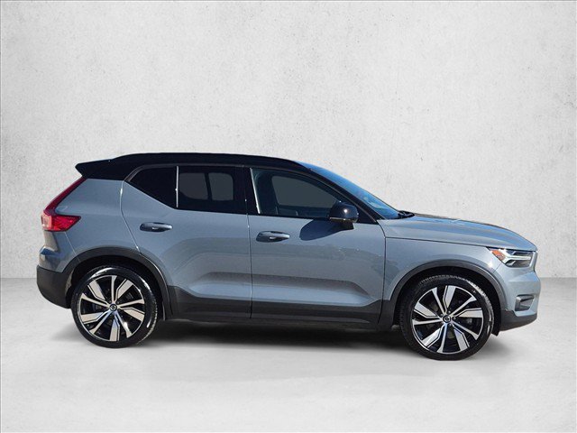Used 2021 Volvo XC40 P8 Recharge w/ Advanced Package AWD/4WD image 4