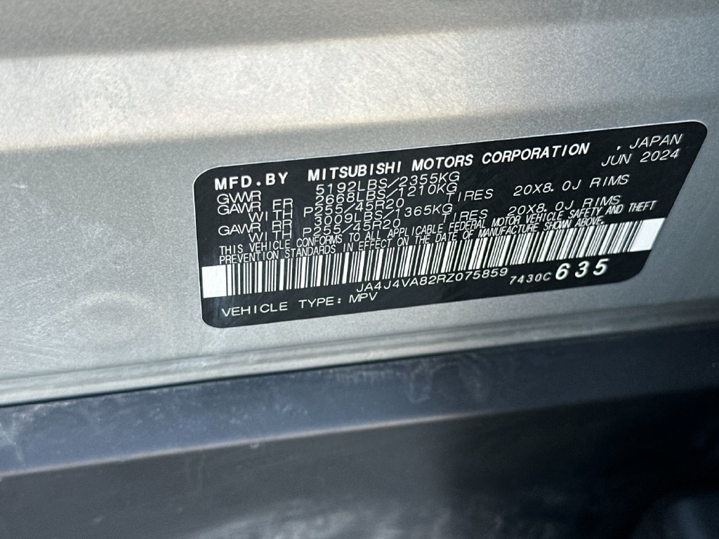 Used 2024 Mitsubishi Outlander SE AWD/4WD image 28