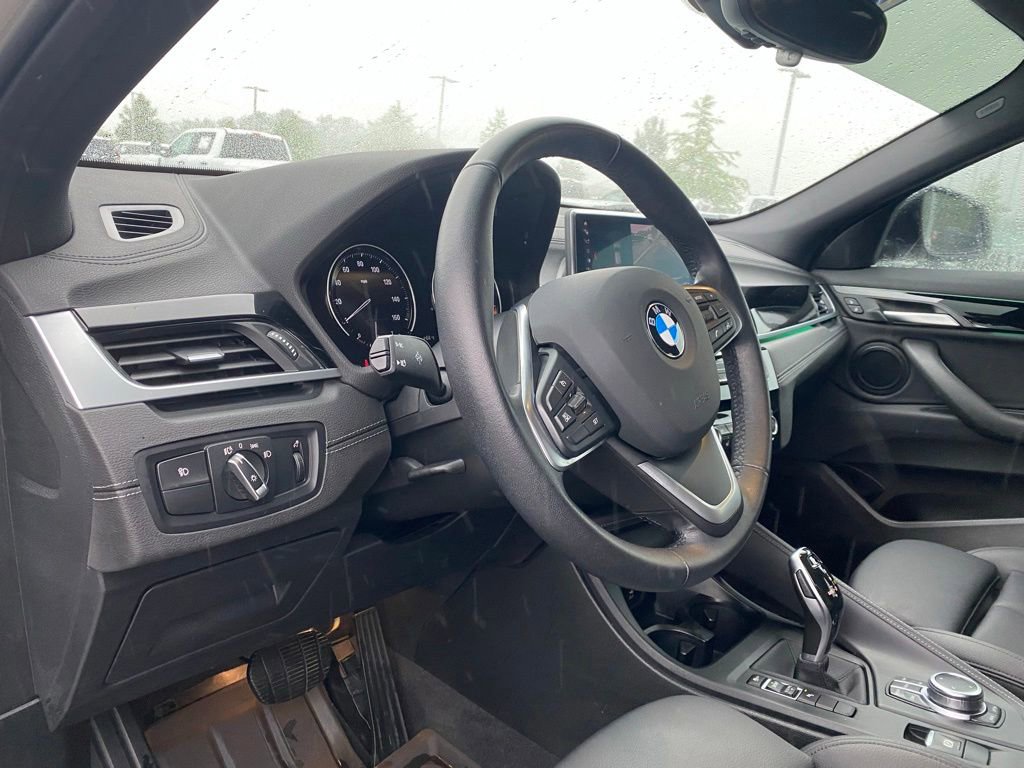 Used 2023 BMW X2 sDrive28i w/ Convenience Package FWD image 9