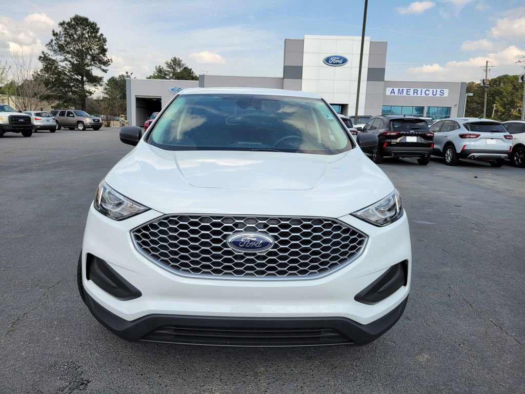 Certified 2024 Ford Edge SE image 8