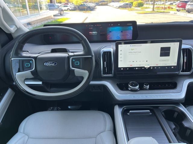 Certified 2025 Ford Expedition Max Platinum AWD/4WD image 17