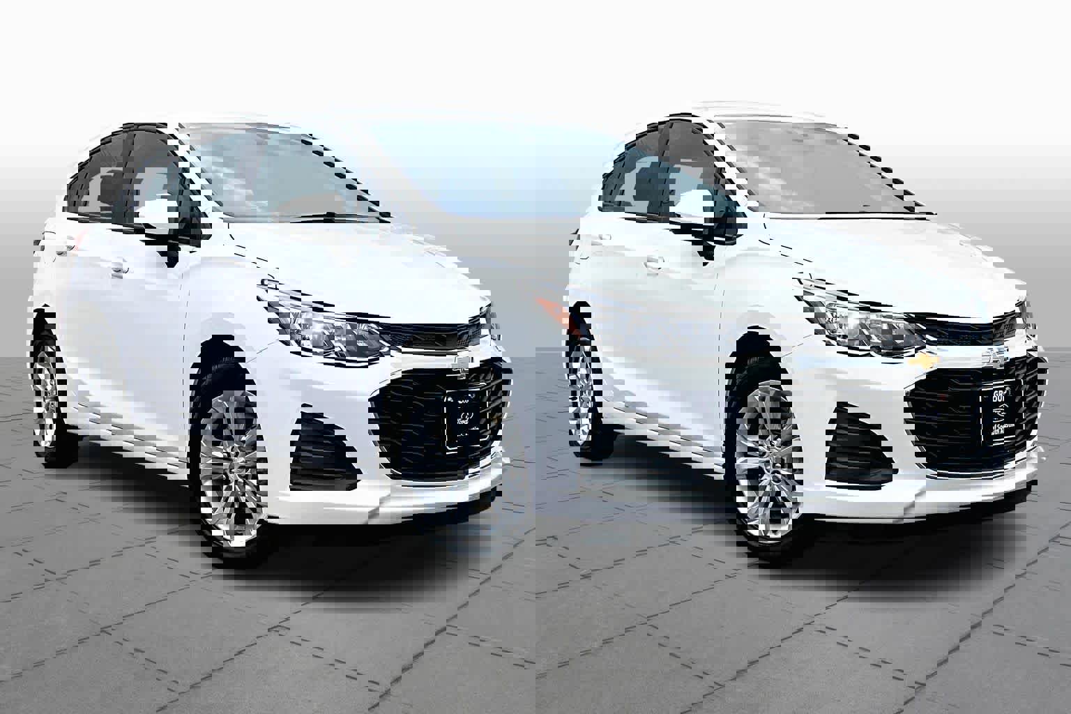 Used 2019 Chevrolet Cruze LS w/ LS Convenience Package image 3