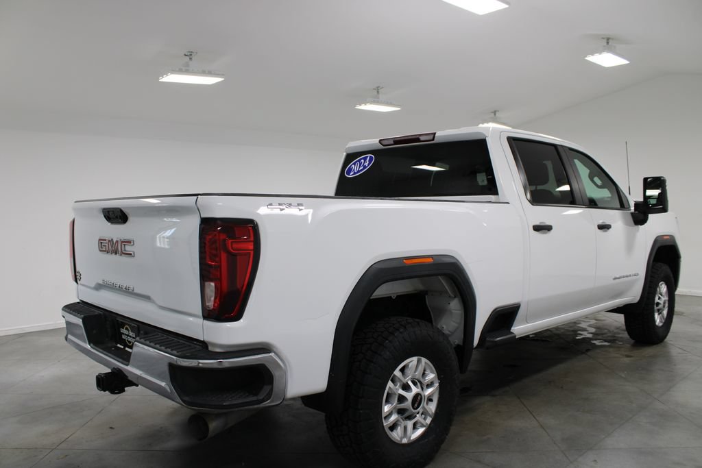 Used 2024 GMC Sierra 2500 Pro w/ Convenience Package AWD/4WD image 12