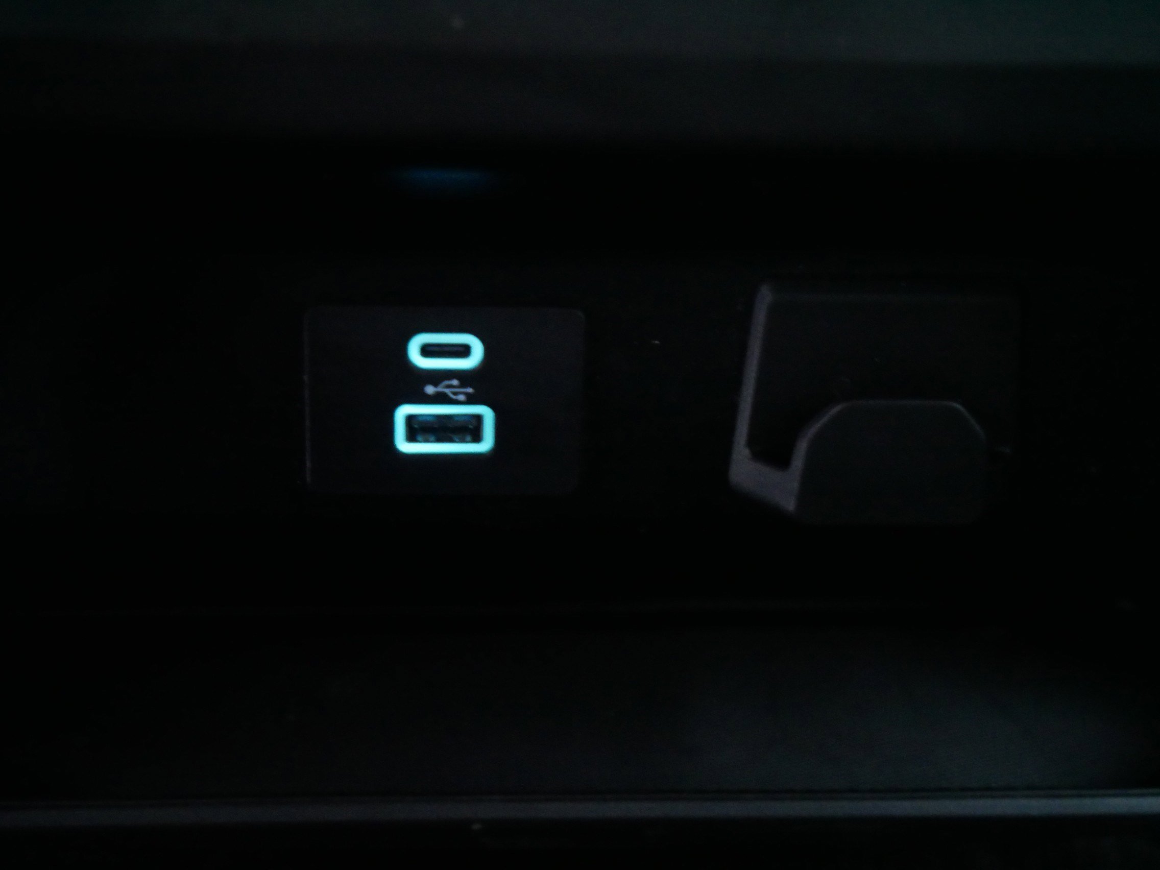 Certified 2022 Ford F150 XLT w/ Trailer Tow Package image 37