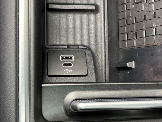 Certified 2025 Ford Expedition Platinum w/ Driver's Package AWD/4WD image 29