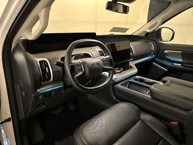 Certified 2025 Ford Expedition Max Platinum AWD/4WD image 5