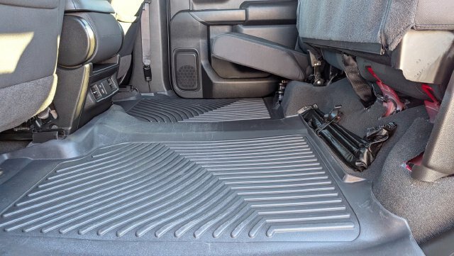Used 2025 Chevrolet Silverado 1500 Custom Trail Boss w/ Dark Appearance Package AWD/4WD image 15