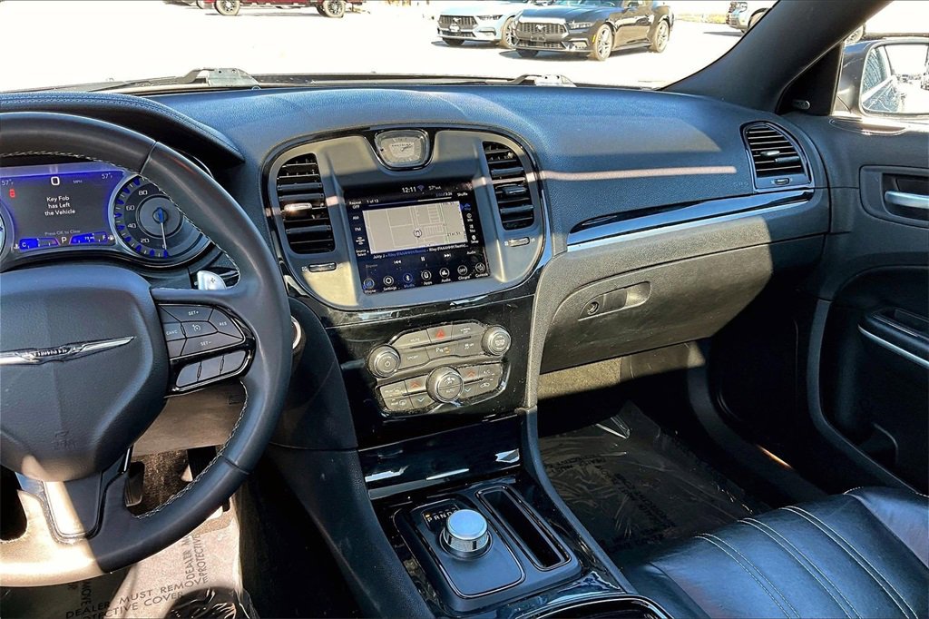 Used 2023 Chrysler 300 S image 6