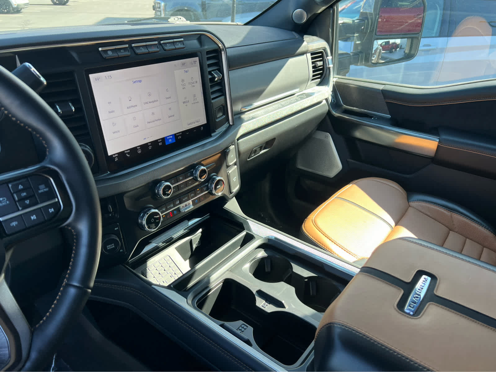 Certified 2024 Ford F450 Platinum w/ FX4 Off-Road Package AWD/4WD image 20