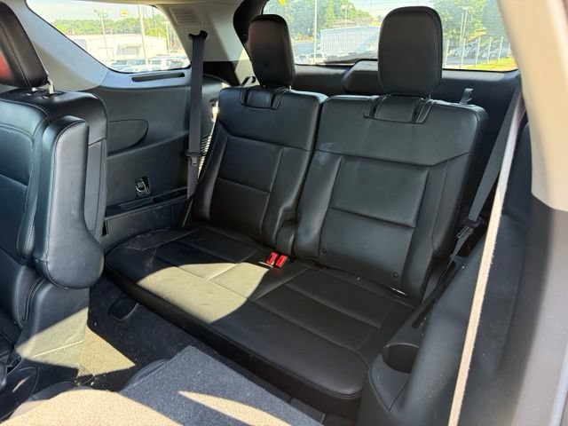 Certified 2022 Ford Explorer XLT w/ Equipment Group 202A RWD image 15