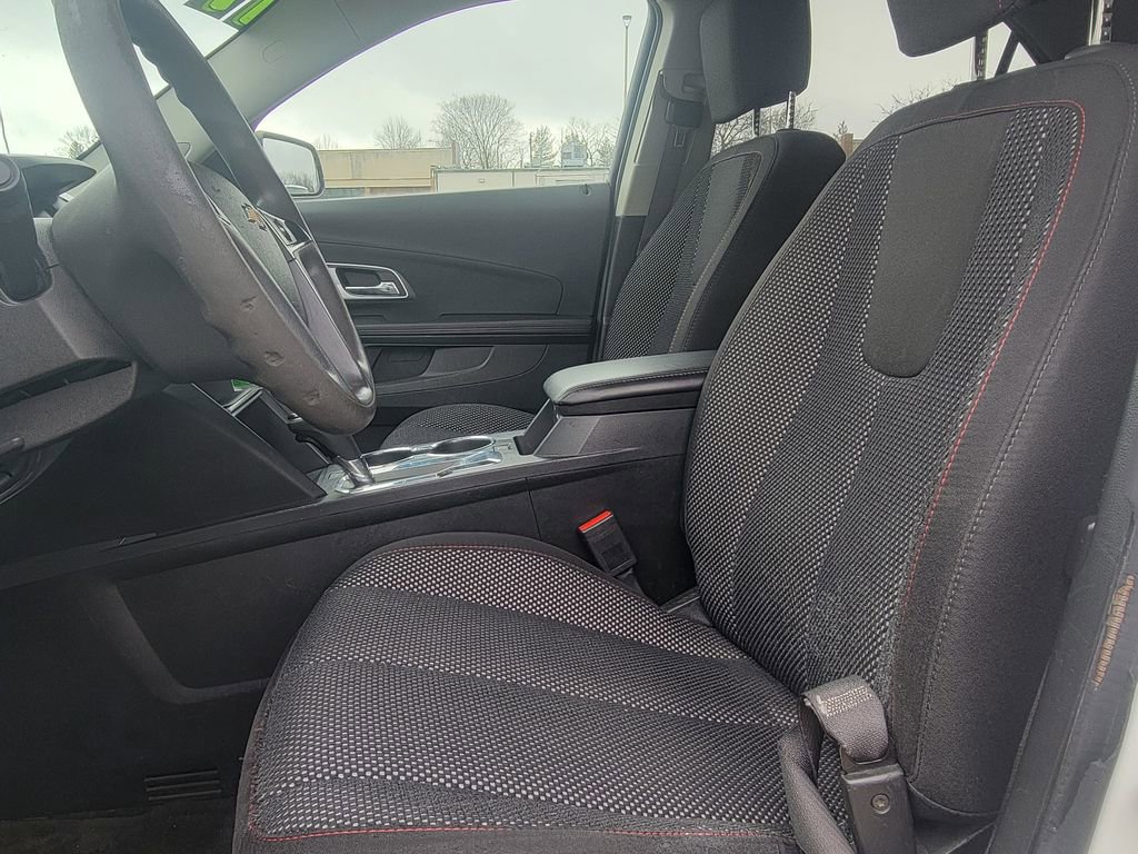 Used 2017 Chevrolet Equinox LS image 14