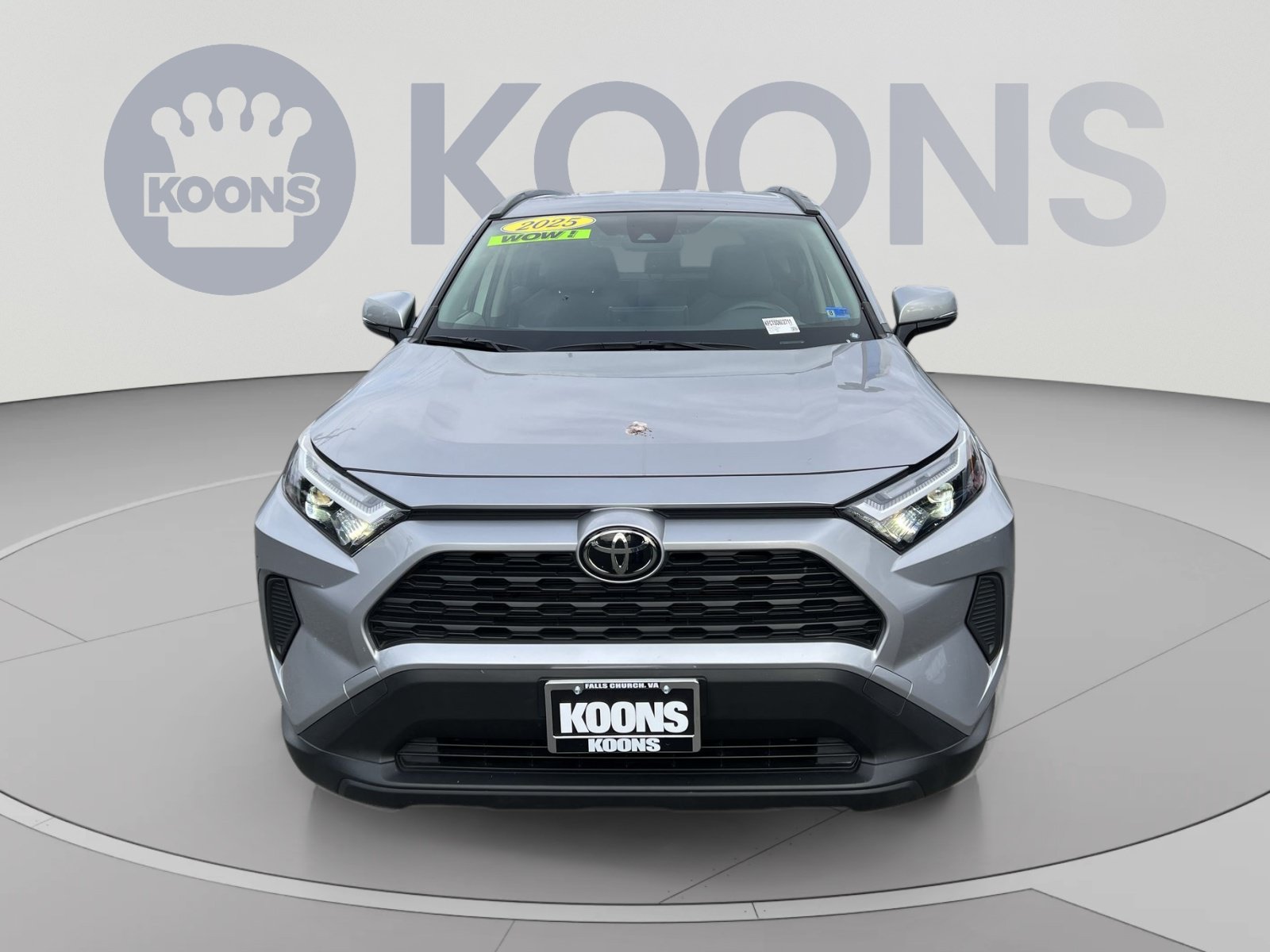Used 2025 Toyota RAV4 XLE AWD/4WD image 4