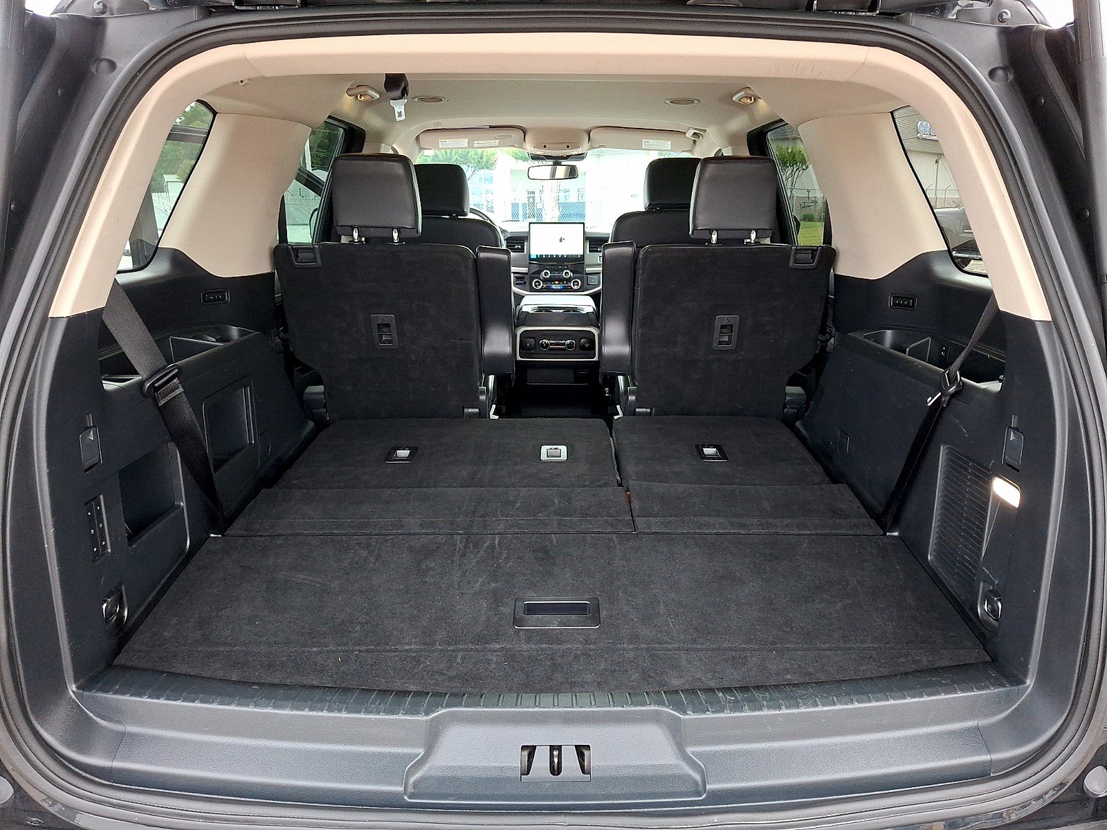 Certified 2024 Ford Expedition XLT AWD/4WD image 28