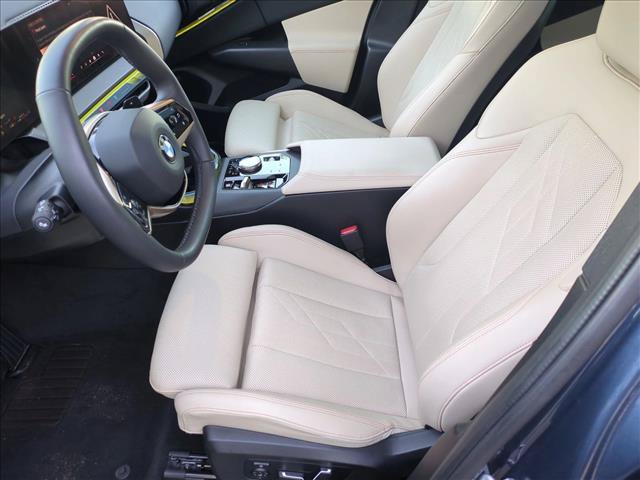 Used 2025 BMW X3 xDrive30i AWD/4WD image 17