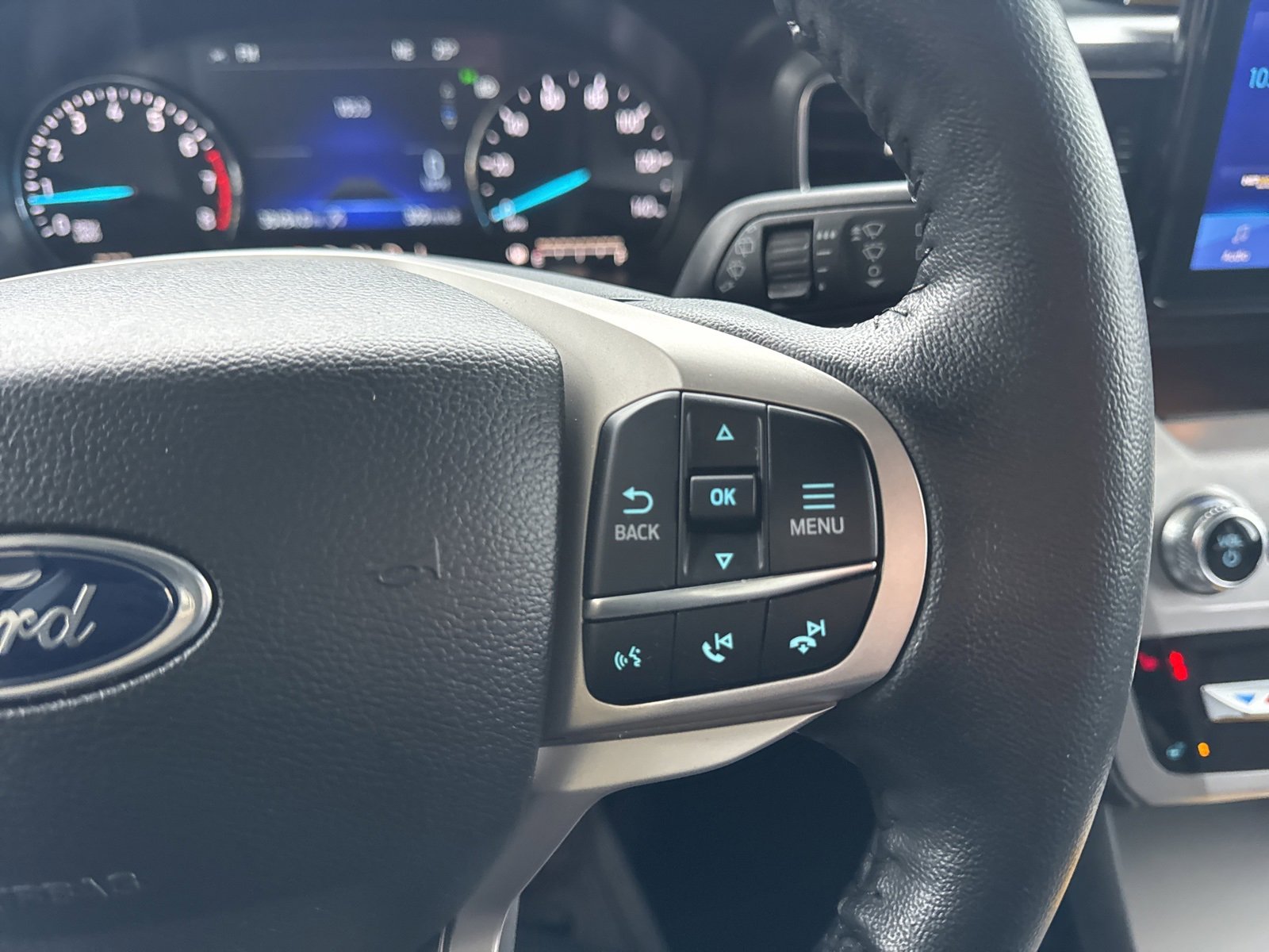 Certified 2023 Ford Explorer XLT w/ Equipment Group 202A image 30