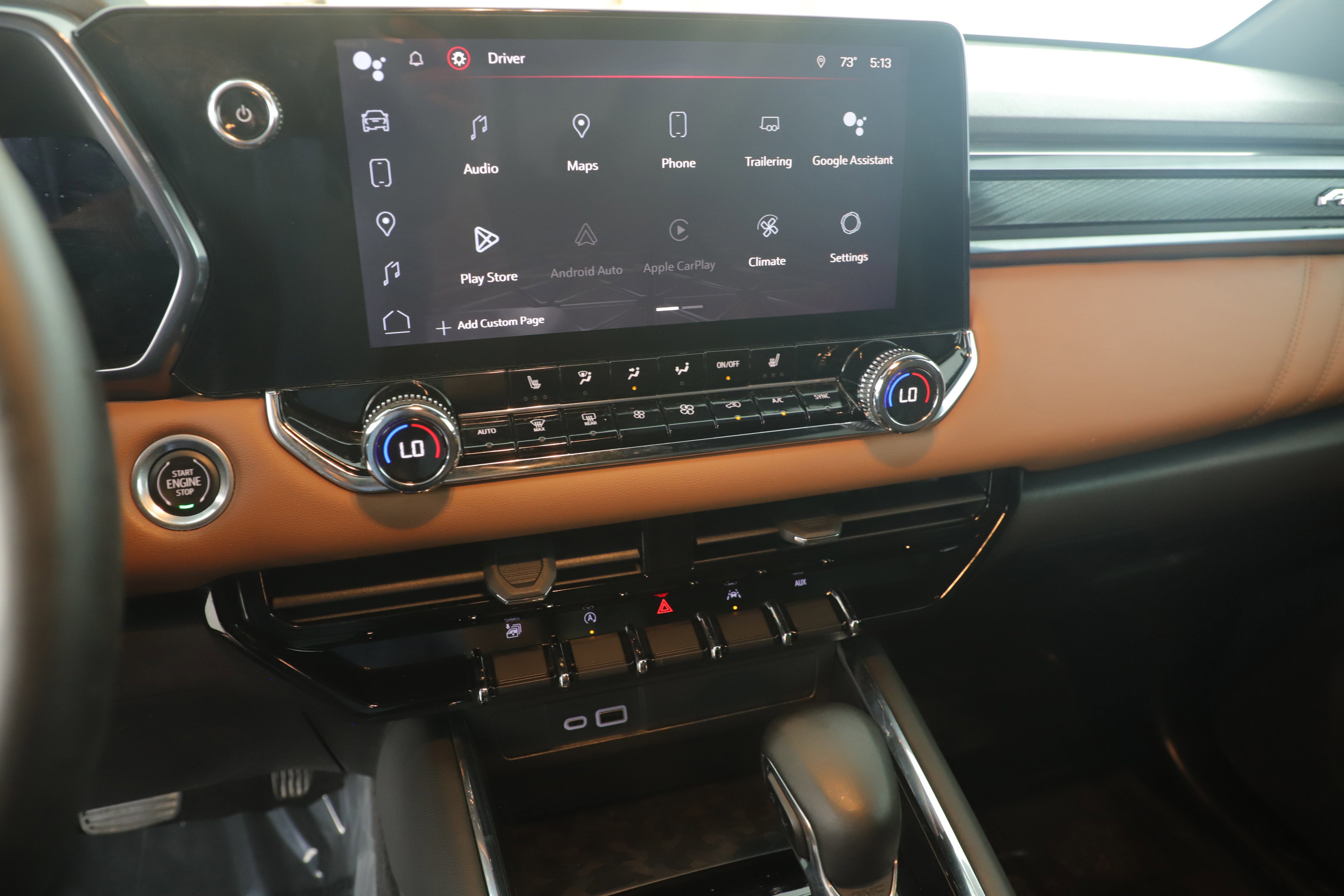 Used 2023 GMC Canyon AT4 w/ Technology Package image 13