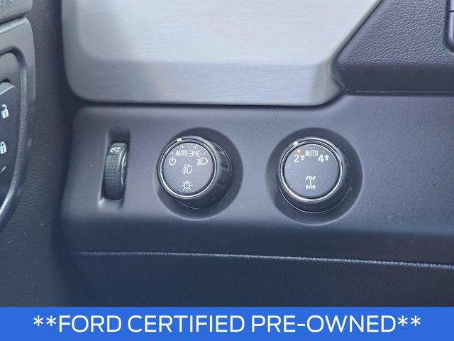 Used 2020 GMC Yukon SLT w/ Open Road Package AWD/4WD image 32