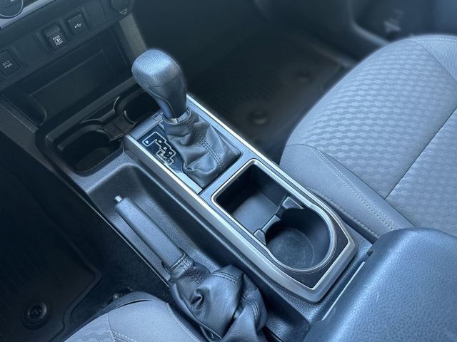 Used 2023 Toyota Tacoma SR5 w/ Technology Package image 21