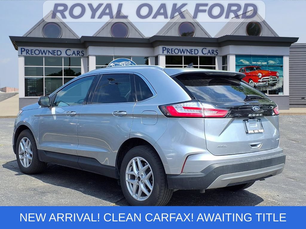 Certified 2024 Ford Edge SEL w/ Convenience Package AWD/4WD image 2