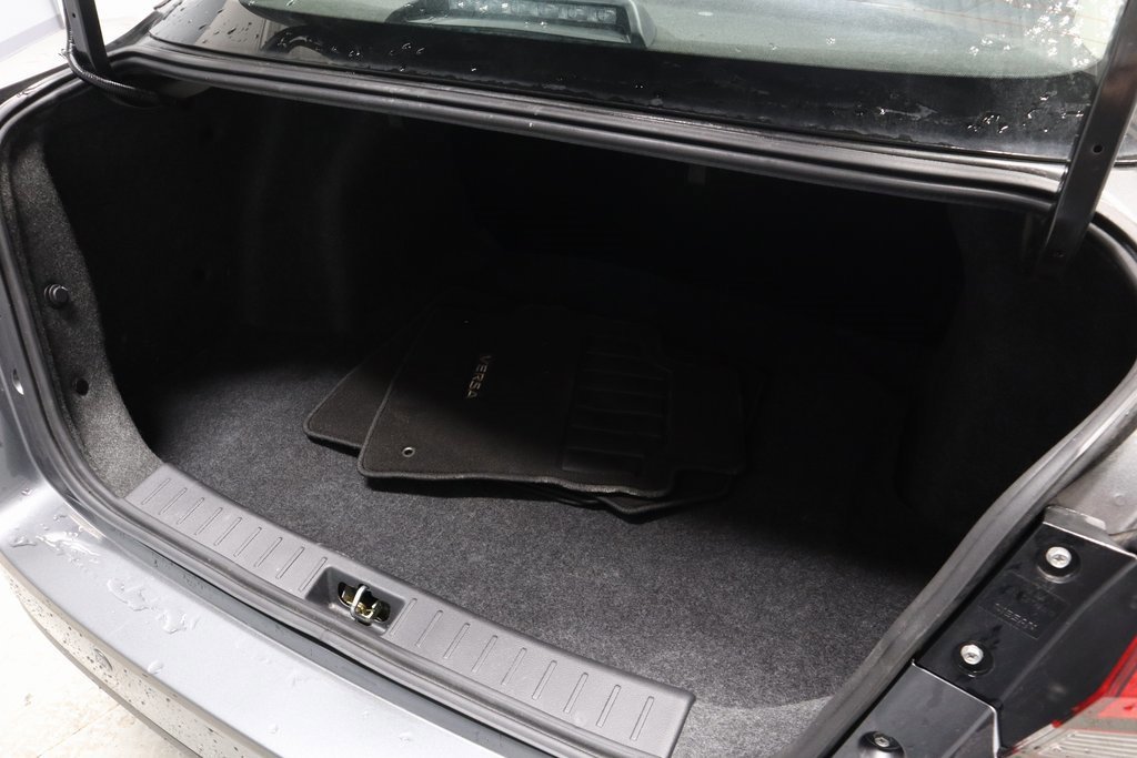 Used 2024 Nissan Versa S w/ Trunk Package image 15