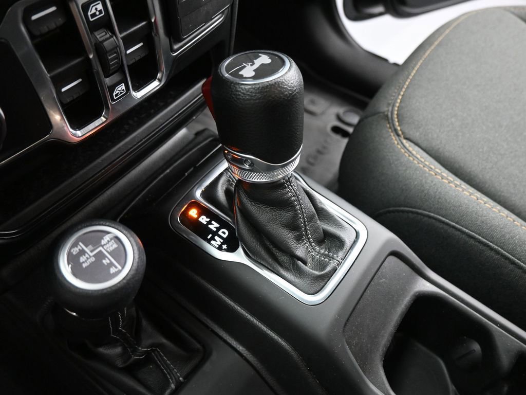 Used 2024 Jeep Wrangler Unlimited image 42