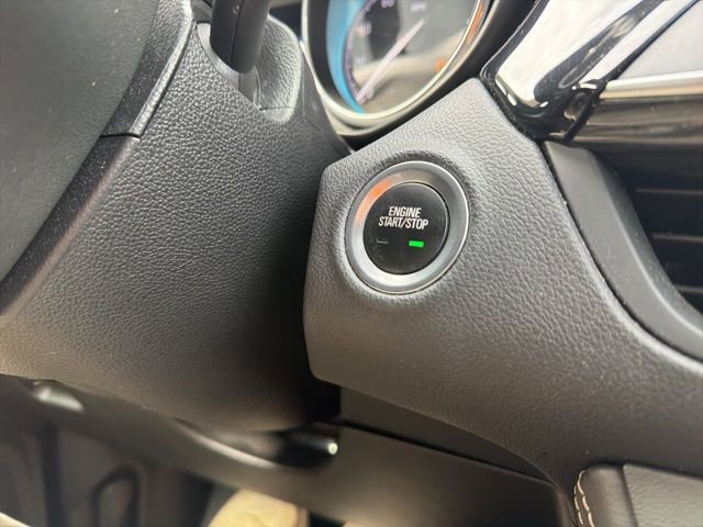 Used 2017 Buick Envision Essence image 31