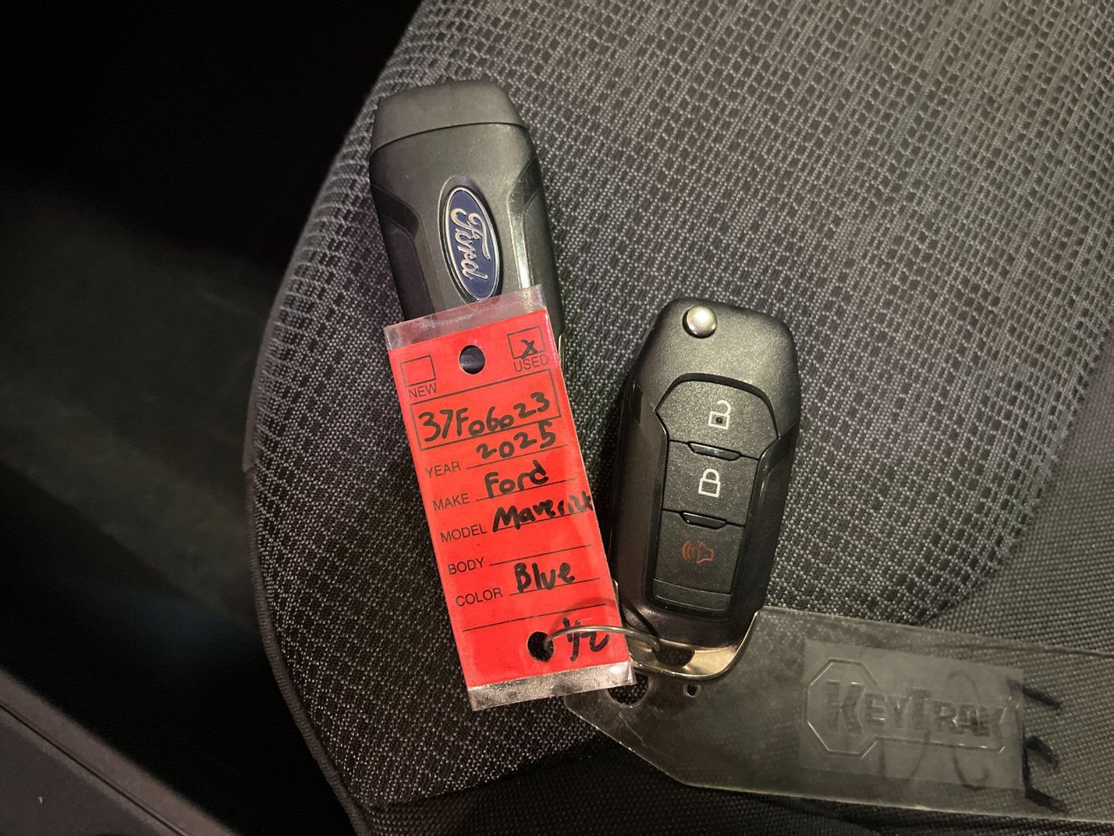 Certified 2025 Ford Maverick XL FWD image 10
