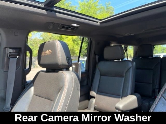 Used 2021 Chevrolet Suburban High Country AWD/4WD image 36
